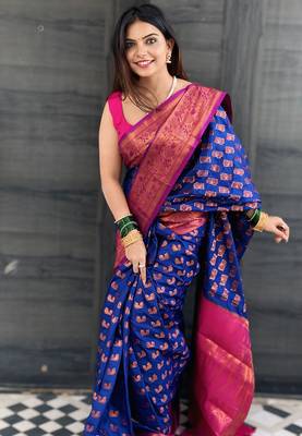 Navy blue soft silk peacock weaves zari woven saree 4