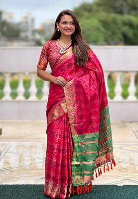 Pink soft patola silk meenakari zari woven saree 3