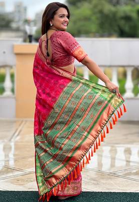 Pink soft patola silk meenakari zari woven saree 4