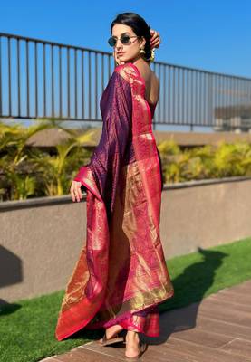 Violet soft kashmiri silk zari woven contrast saree 4