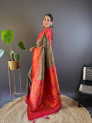 Mehendi green original maharashtrian meenakari yeola paithani silk zari woven saree 3