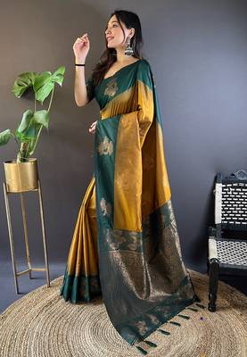 Gold soft silk floral border contrast zari woven saree 3