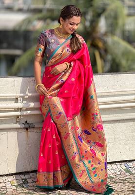 Pink contrast zari woven chandrakor swan yeola paithani silk saree 2