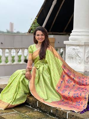 Pista checks paithani silk zari woven saree 4