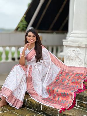 White checks paithani silk zari woven saree 1