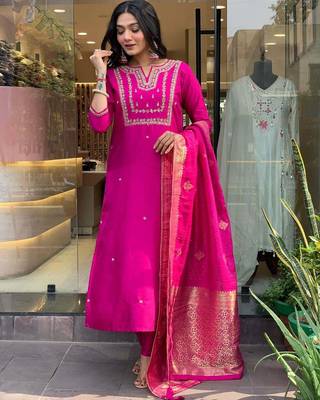 Rani pink viscose chanderi heavy thread embroidery work with jacquard woven dupatta kurta pant set 3