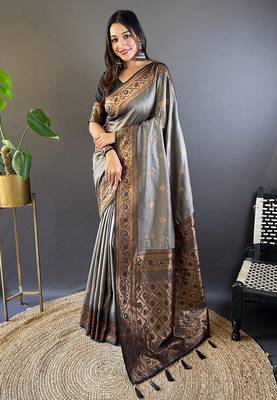 Grey soft silk floral border contrast zari woven saree 1