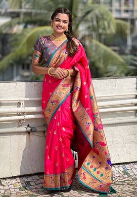 Pink contrast zari woven chandrakor swan yeola paithani silk saree 1