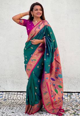 Green contrast zari woven chandrakor swan yeola paithani silk saree 2