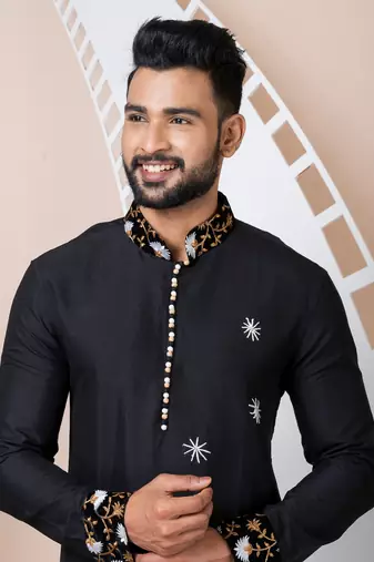 Black men's kurta pajama