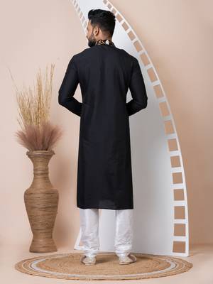 Black men's kurta pajama 4