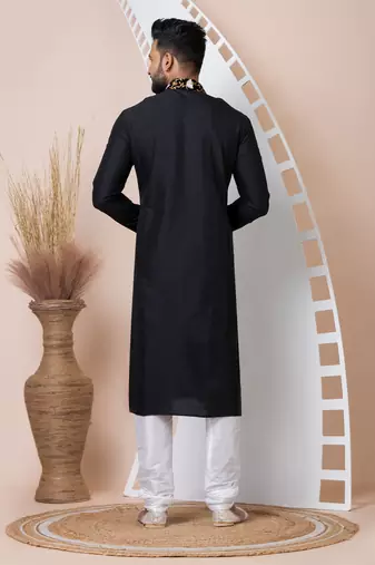Black men's kurta pajama