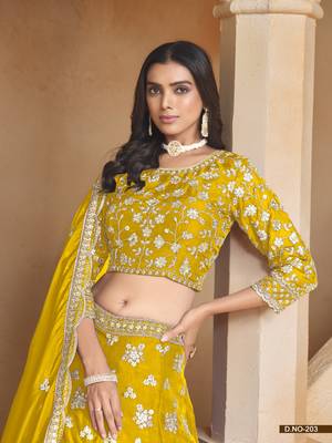 Yellow Embroidered Heavy Organza Designer Lehenga With Blouse 3