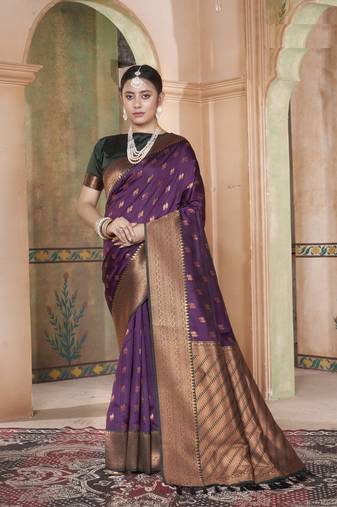 Purple Kanchivaram Silk Zari Weaving With Gold Zari Border And Pallu Saree With Blouse For Women