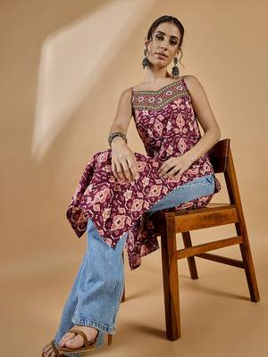 Winered women rust abstract print strap kurta 2