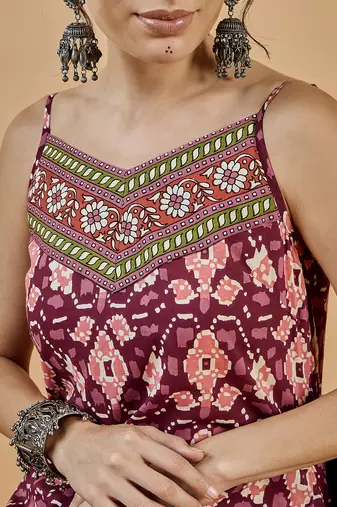 Winered women rust abstract print strap kurta