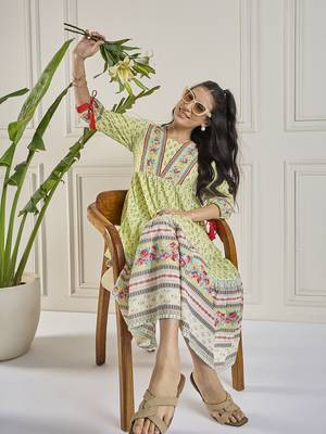 Winered women lime placement print tiered dress 2