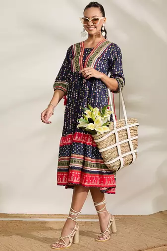 Winered women blue placement print tiered dress