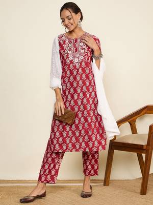 Winered woman maroon embriodered kurta set with dupatta 1