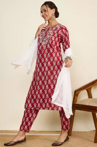 Winered woman maroon embriodered kurta set with dupatta