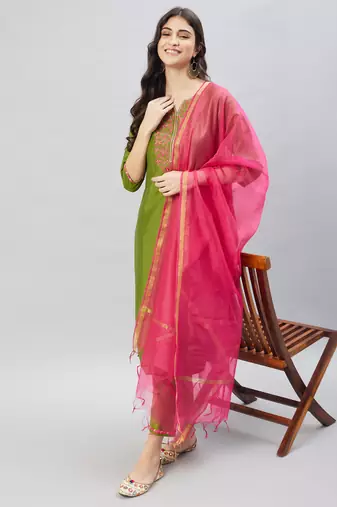 Winered woman green embroidery kurta set with contrast dupatta