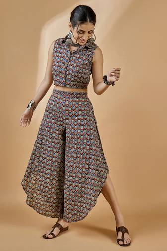Winered women brown crop top and flared pant co-ord set