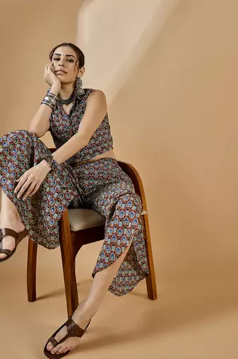 Winered women brown crop top and flared pant co-ord set