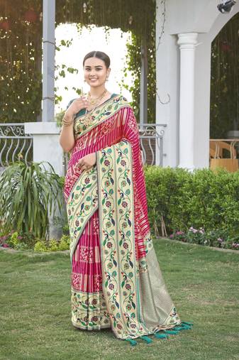women's banarasi woven pink with green saree with heavy jacquard work saree with blouse piece