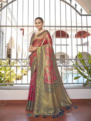 women's banarasi woven pink with blue saree with heavy jacquard work saree with blouse piece 2