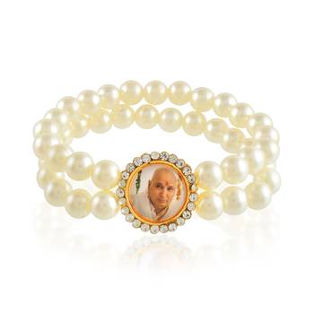 White pearl guruji bracelet 4
