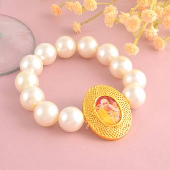 White pearl guruji bracelet 1