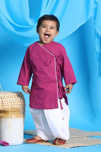 Vastramay infant boys pink and white pure cotton kurta and dhoti set