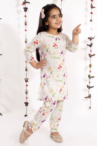  girls' printed floral linen kurta and straight pant set