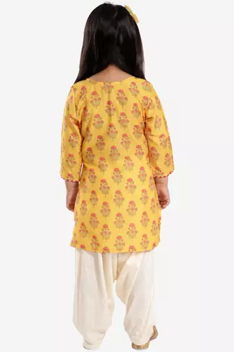  girls' mustard and cream linen kurta and patiala set