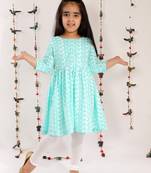  girls' chikankari cotton kurta and leggings set