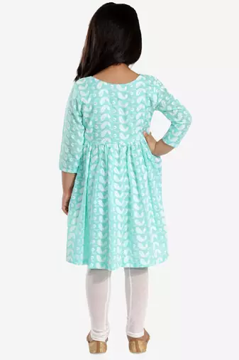  girls' chikankari cotton kurta and leggings set