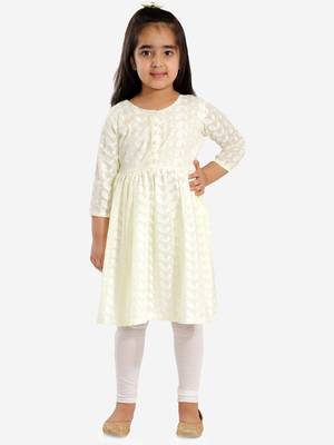  girls' chikankari cotton kurta and leggings set 2
