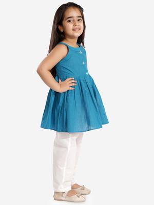  girls' handloom cotton kurta and straight pant set 2