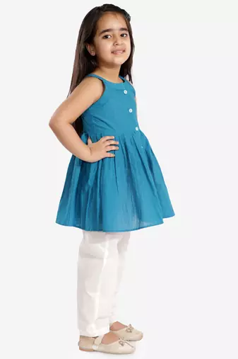  girls' handloom cotton kurta and straight pant set