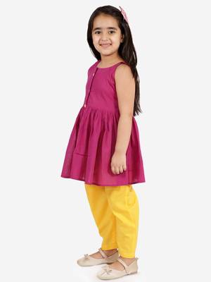  girls' handloom cotton kurta and straight pant set 3
