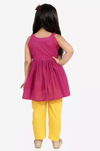  girls' handloom cotton kurta and straight pant set