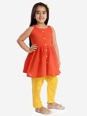  girls' handloom cotton kurta and straight pant set 3