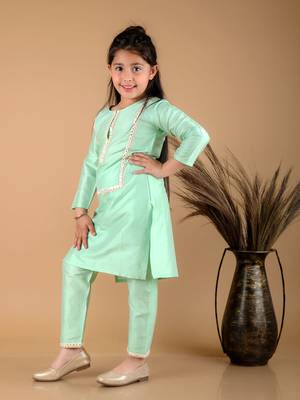  girls' mirror work viscose kurta and pant set 2