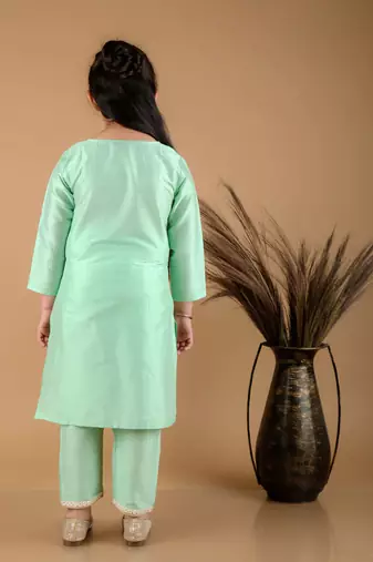  girls' mirror work viscose kurta and pant set