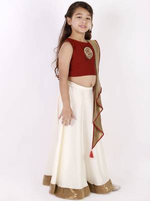 girls' maroon and cream lehenga and dupatta set 2