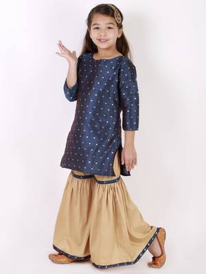  girls' jacquard kurta with sharara set 2
