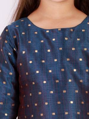  girls' jacquard kurta with sharara set 4