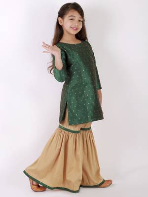  girls' jacquard kurta with sharara set 2