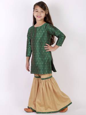  girls' jacquard kurta with sharara set 3