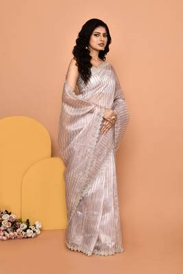 Alluring lavender color designer handwork saree 4